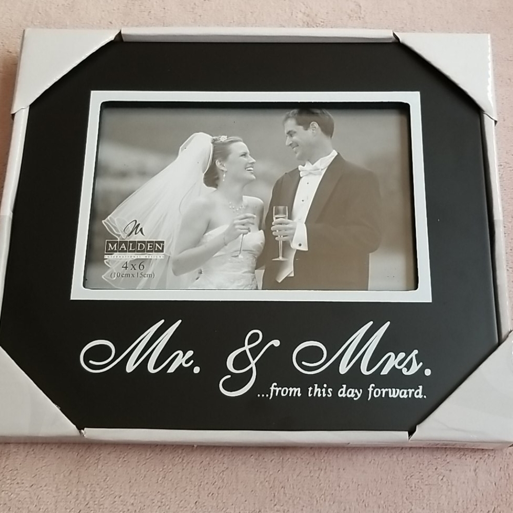 Mr. And Mrs photo frame